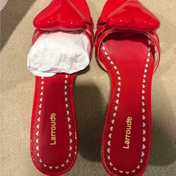 Larroude NIB Red Heart kitten heels - Picture 5 of 8